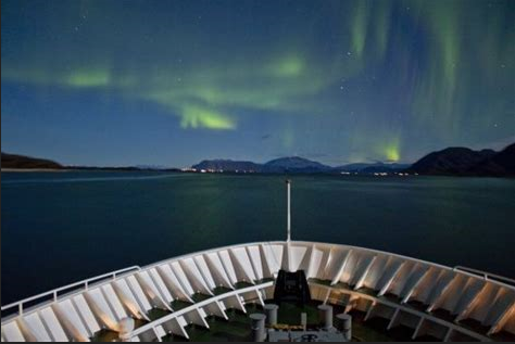 【北极光】邂逅海上北极光·海达路德极光号邮轮穿越北极圈巡游北挪威追光之旅 罗弗敦群岛 博德 特罗姆瑟 北角 希尔克内斯 11天之旅
